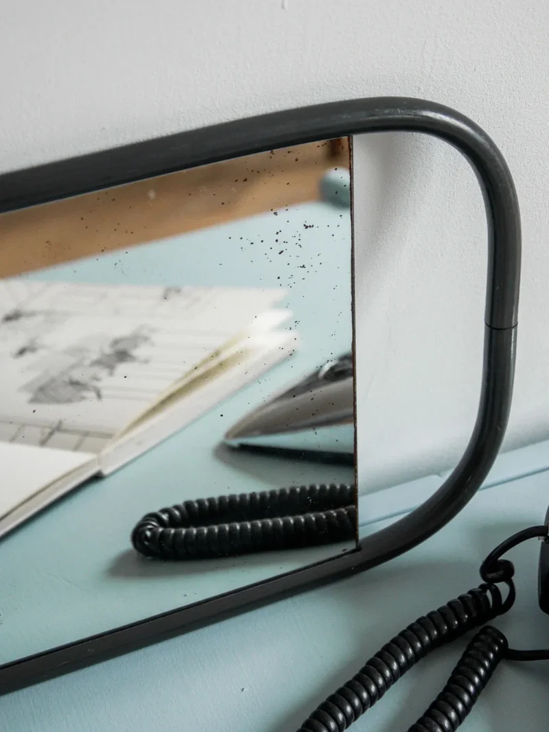 Igor, le miroir Biface N°750