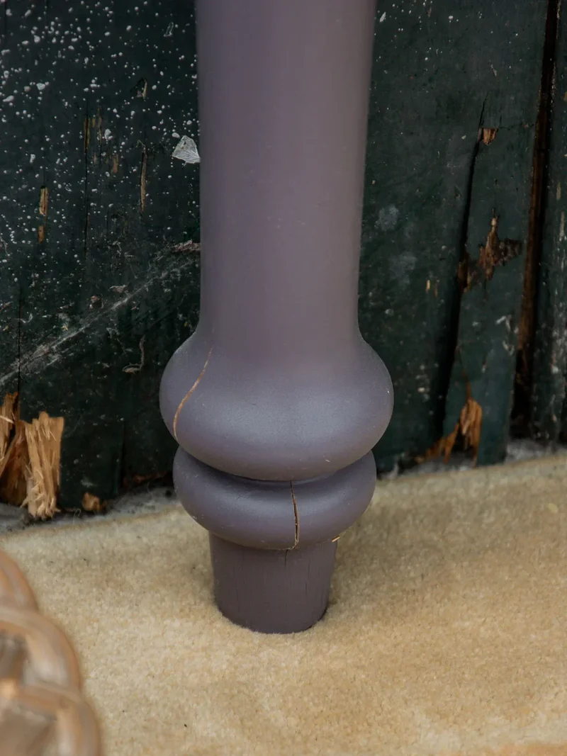 Edouard, le bureau violet en bois N°321