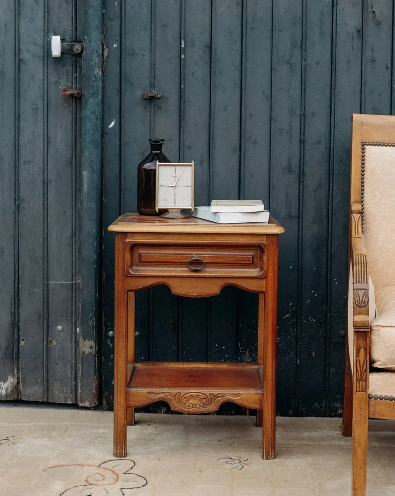 Odile, la table de chevet en bois N°502