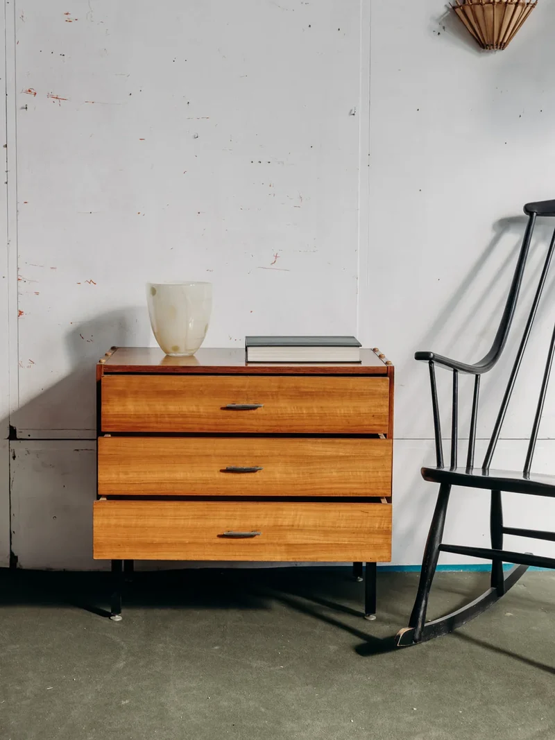 Olga, la commode en bois clair N°255