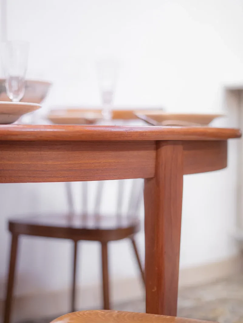 Karla, la table à manger en bois N°1094