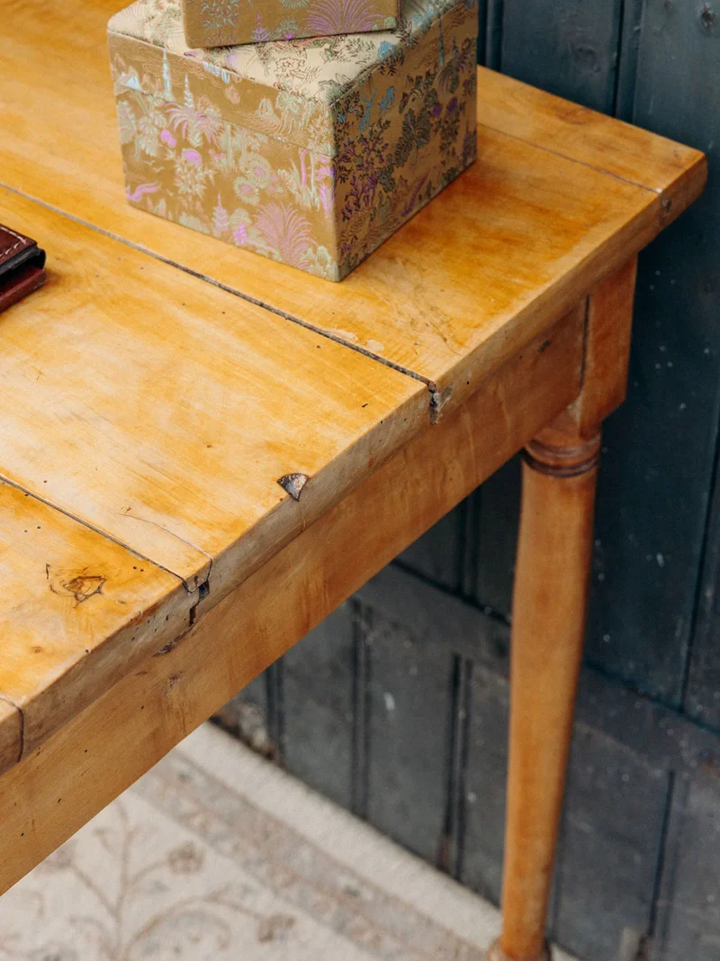 Edouard, le bureau en bois clair N°424