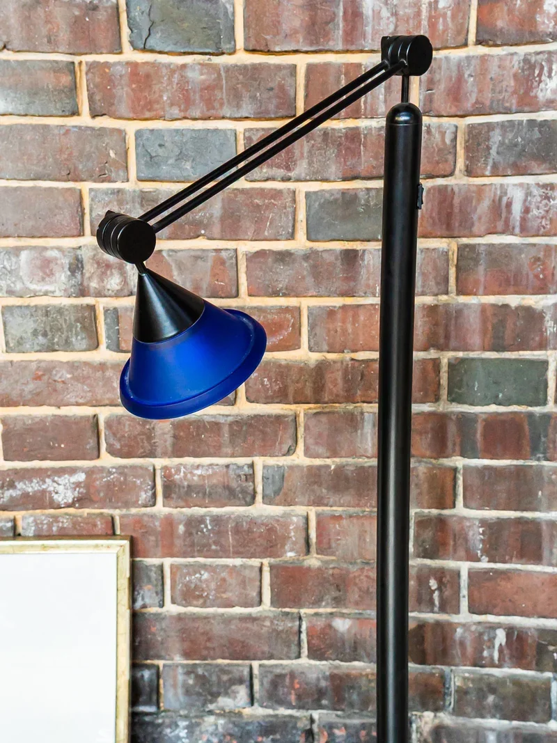 Julien, le lampadaire en métal et verre N°189