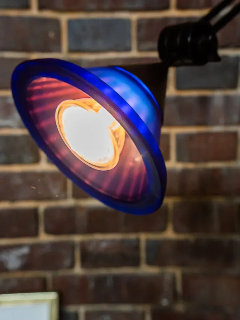 Julien, le lampadaire en métal et verre N°189