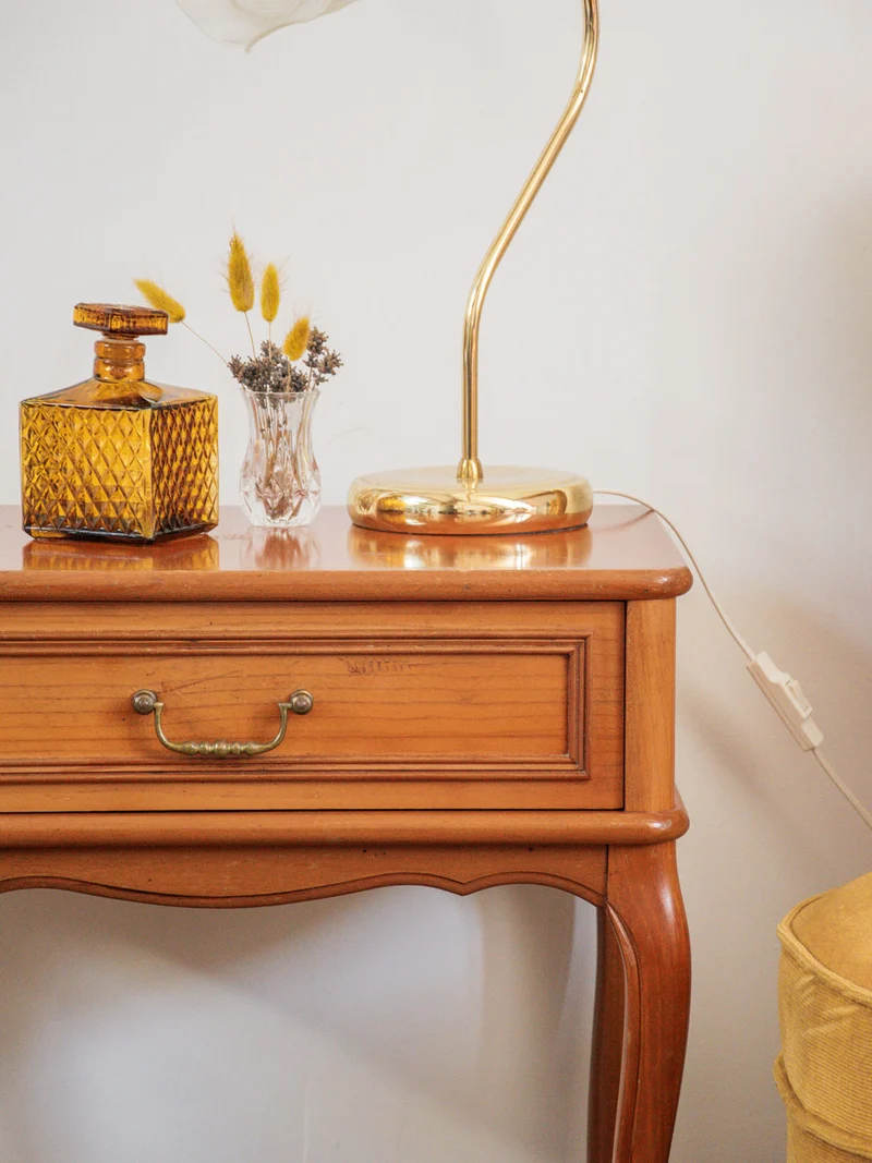 Odile, la table de chevet en bois N°477