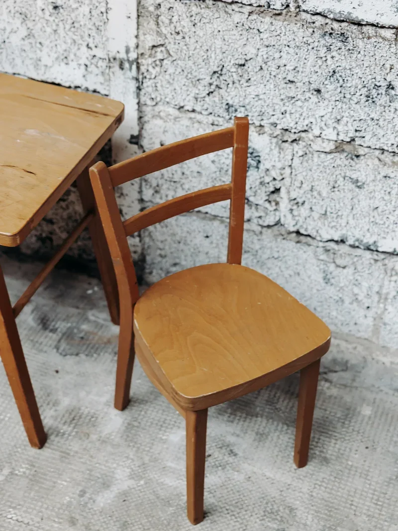 Ernestine, la chaise pour enfant en bois N°166