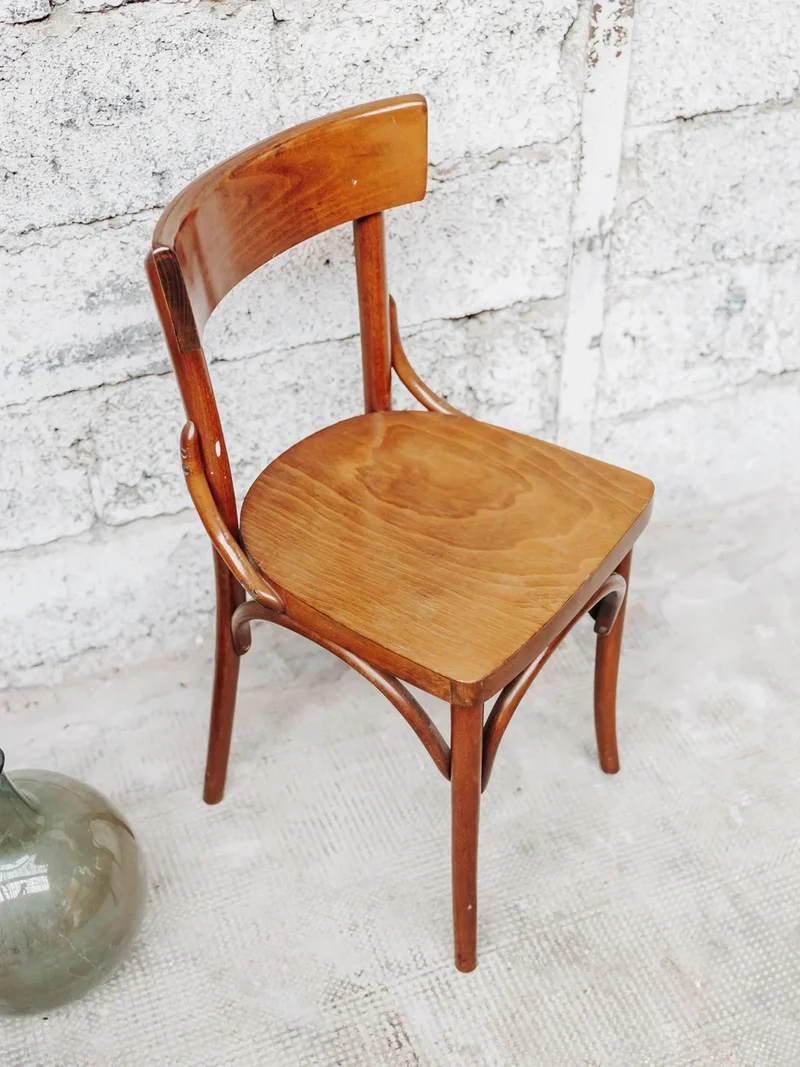 Claude, la chaise bistrot en bois N°502