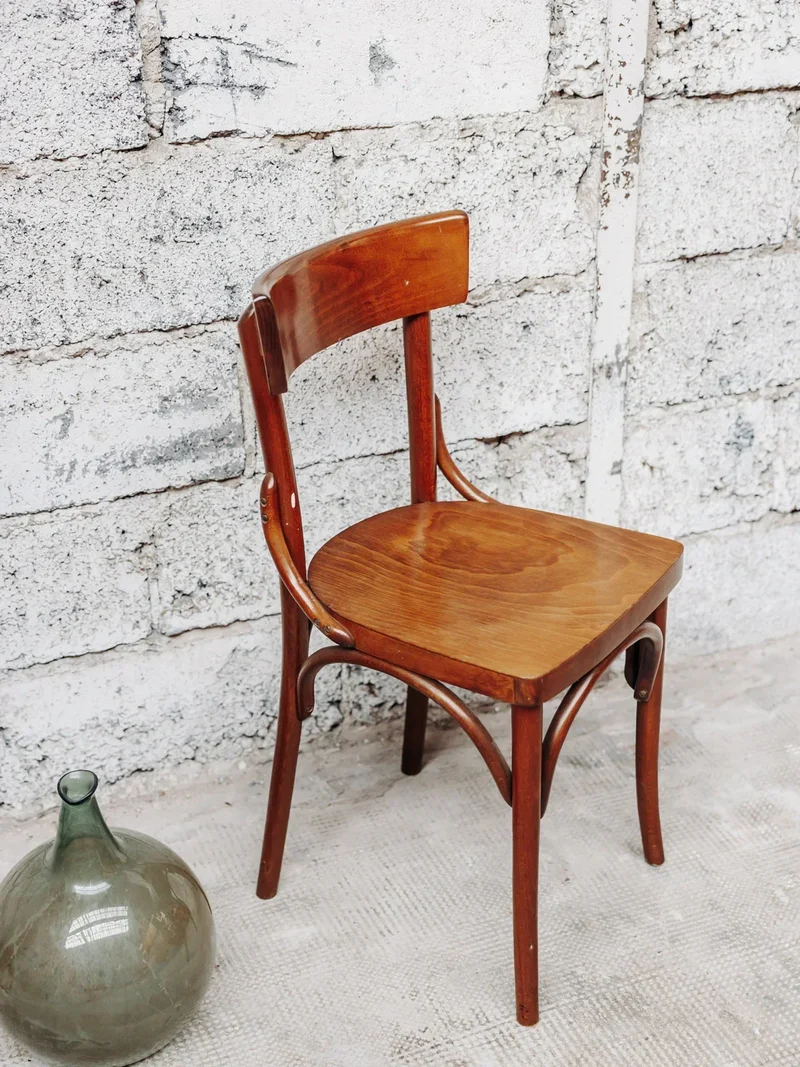 Claude, la chaise bistrot en bois N°502