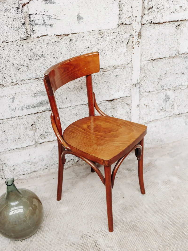 Claude, la chaise bistrot en bois N°502