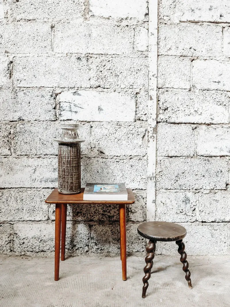 Regis, le tabouret en bois N°481