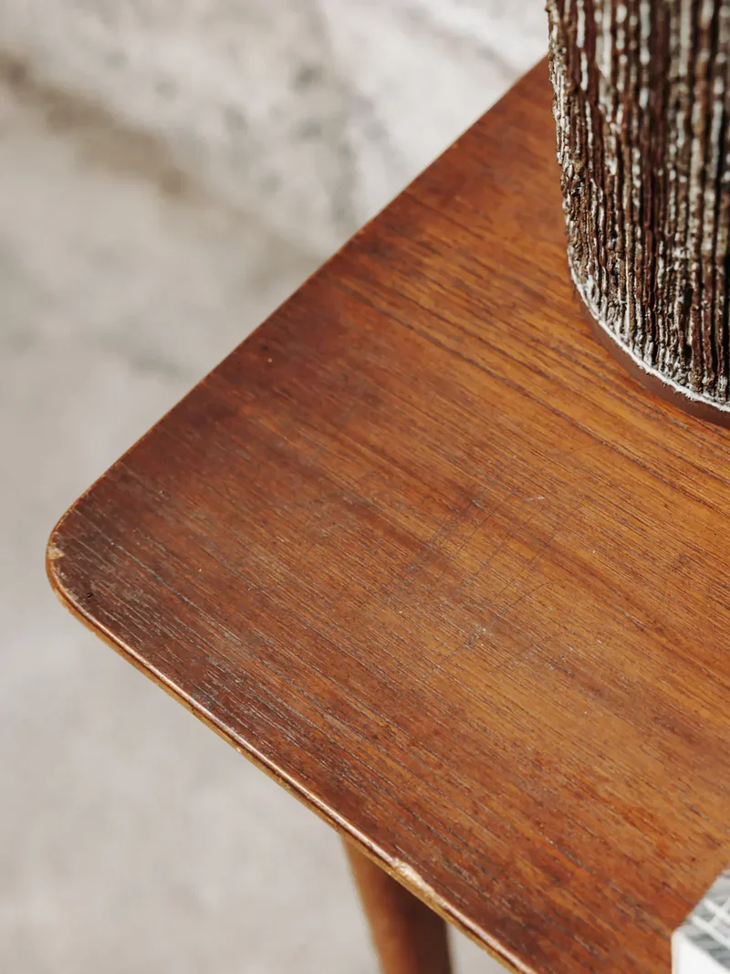 Francine, la table d'appoint N°281