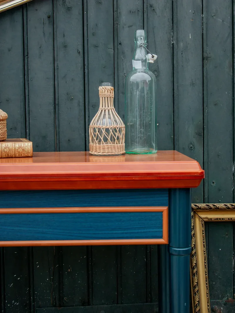 Francine, la table d'appoint pivotante N°446