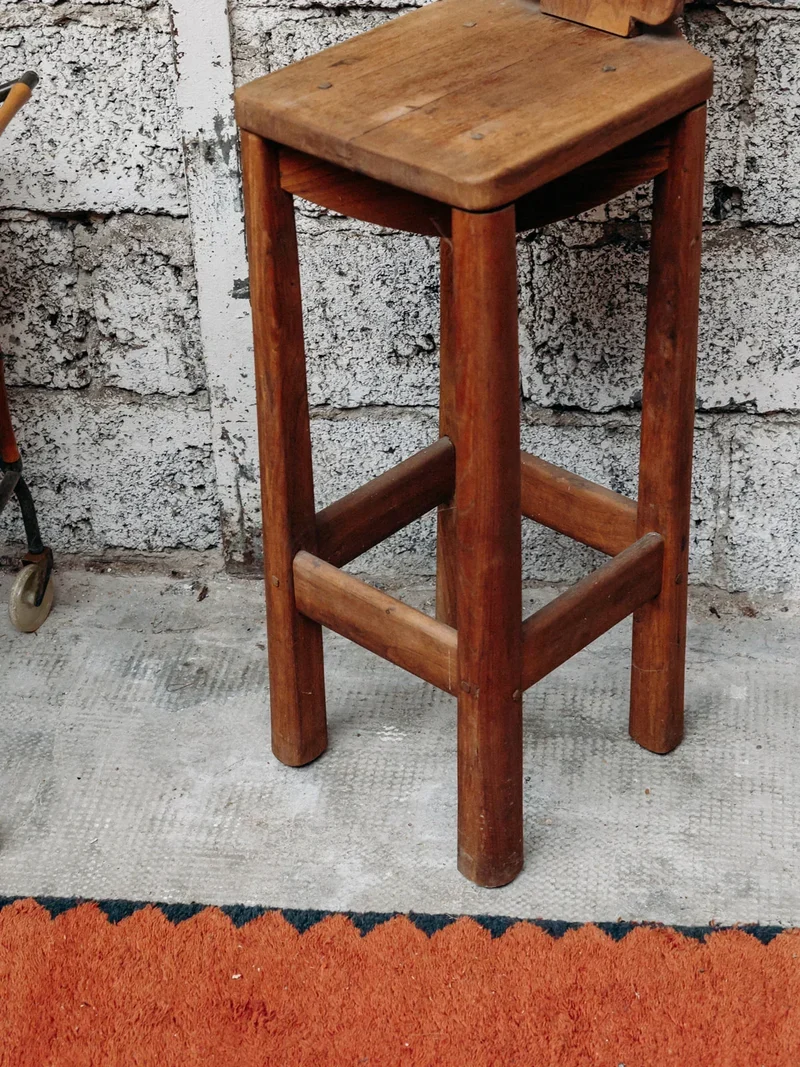 Pierre, le tabouret de bar N°20