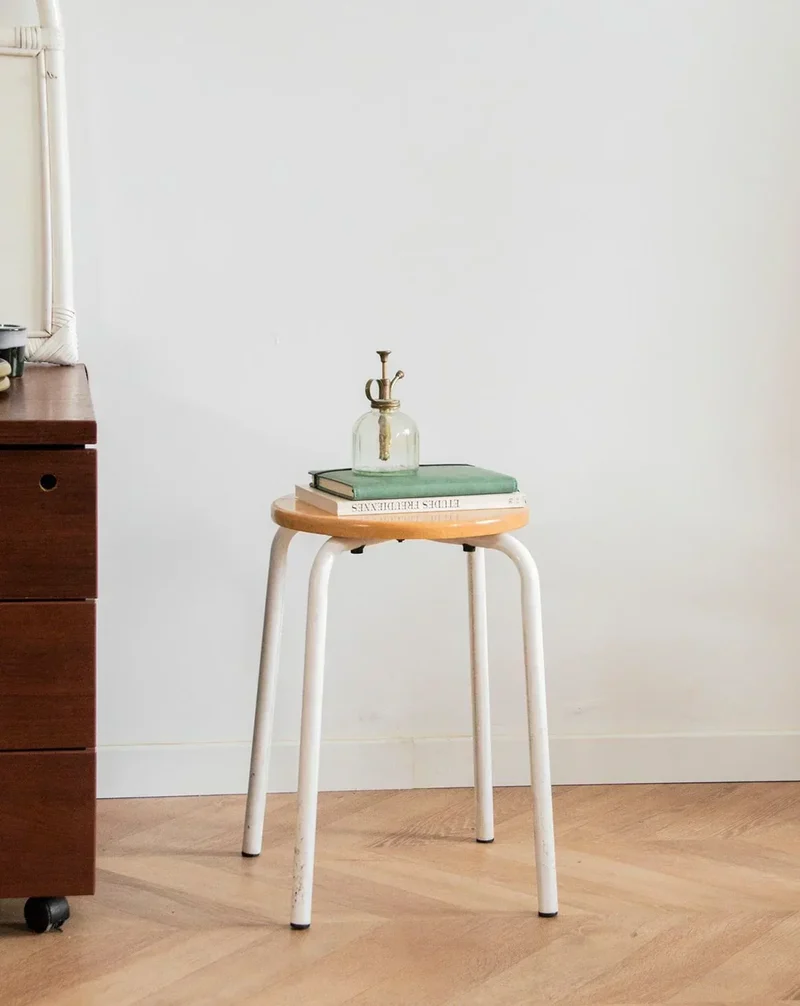 Axel, le tabouret en métal N°529