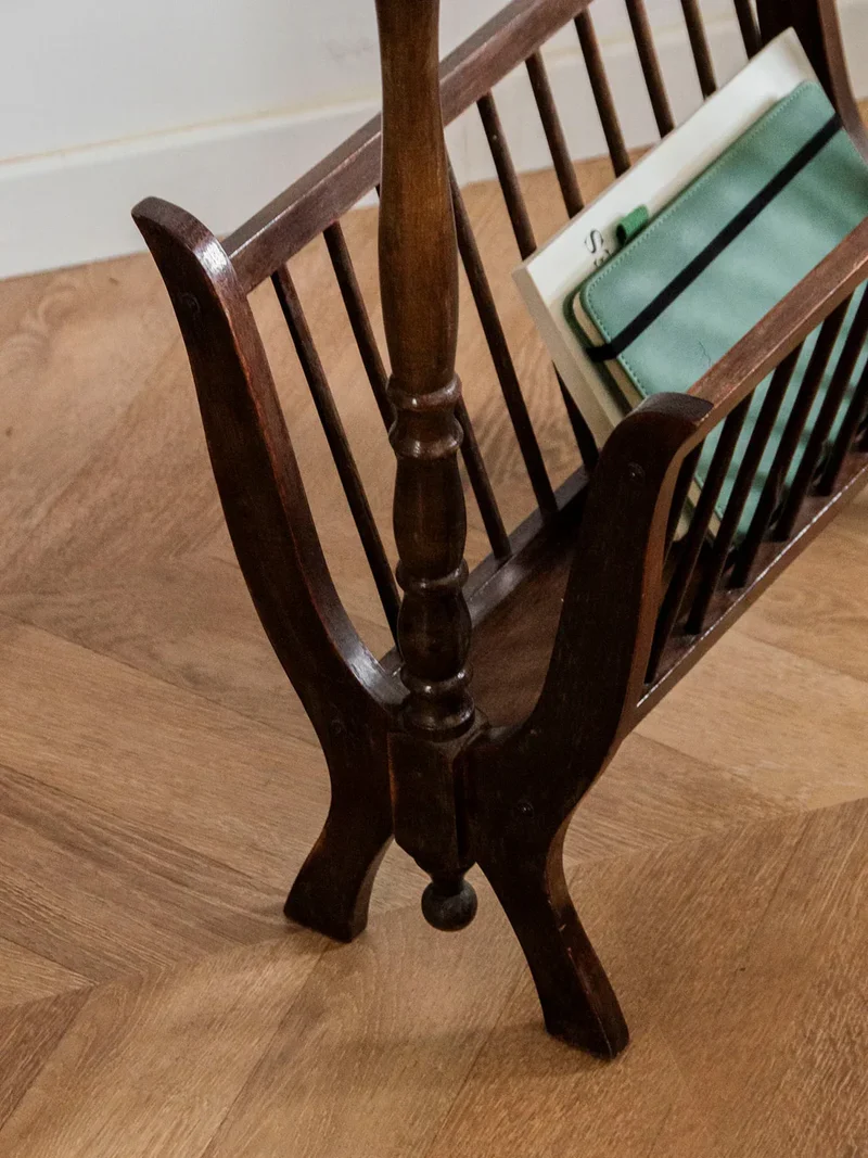 Désiré, le porte-revues en bois N°105