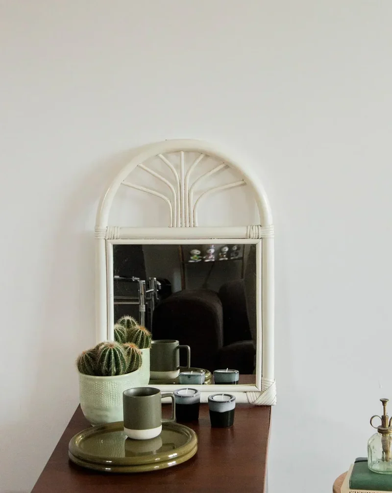 Georges, le miroir en rotin blanc N°786
