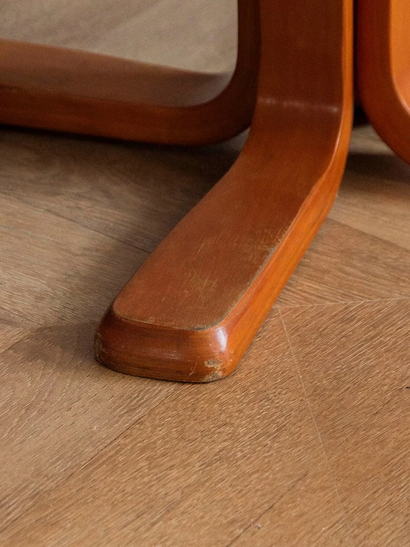 Jean-Philippe, le pouf en simili cuir N°64