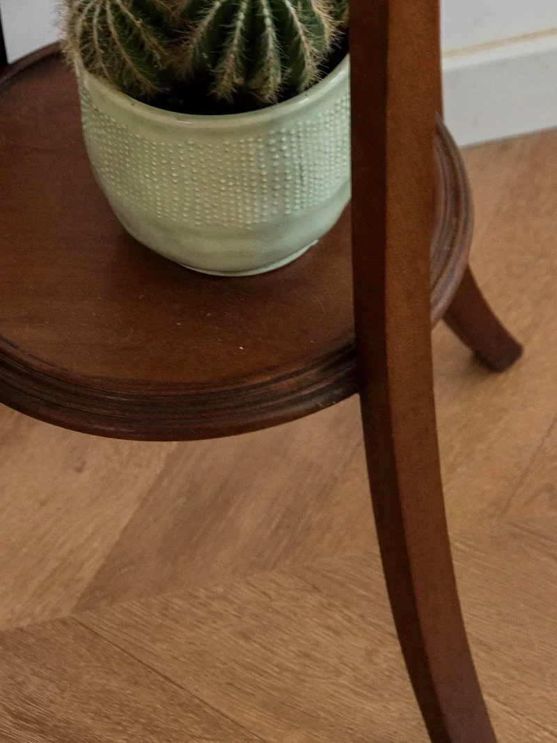Francine, la sellette en bois N°477