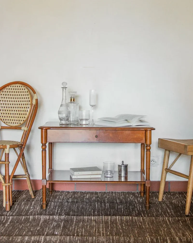 Francine, la table d'appoint en bois N°363