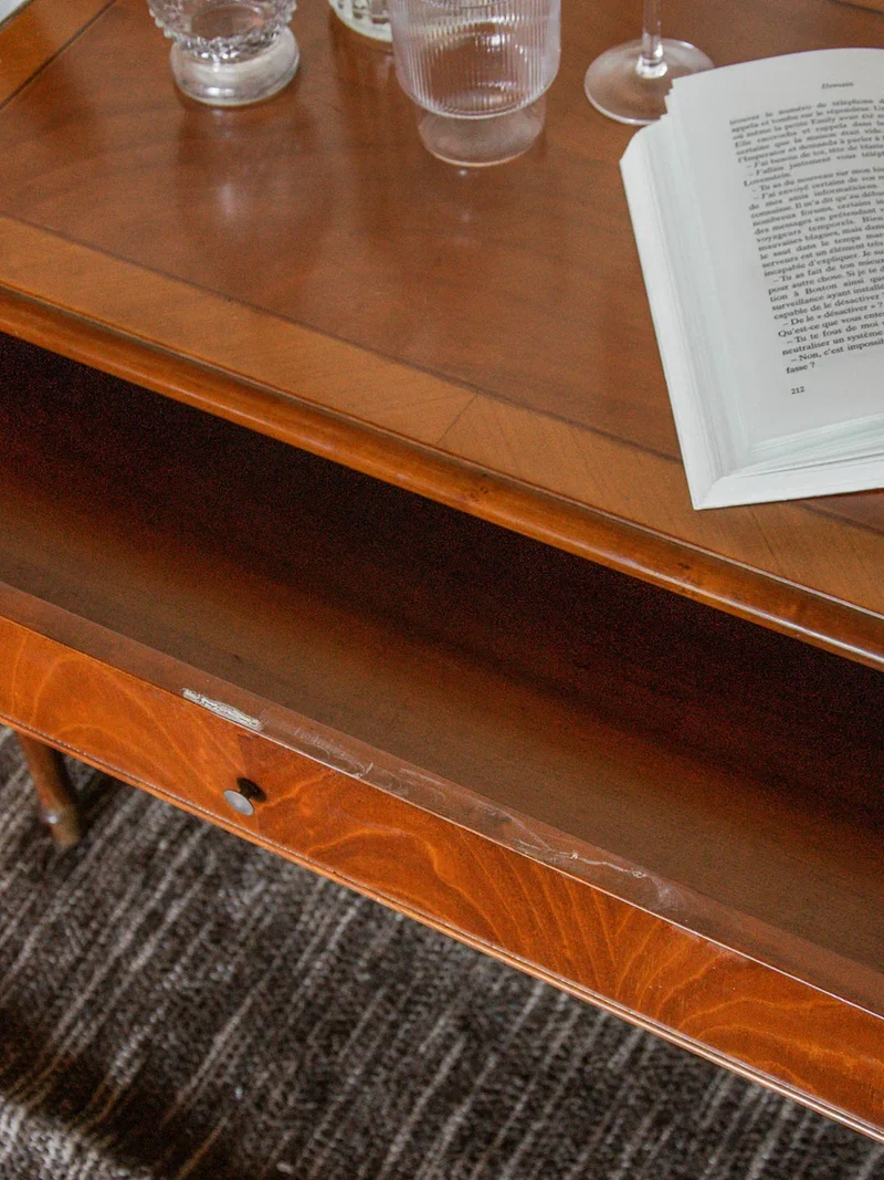 Francine, la table d'appoint en bois N°363