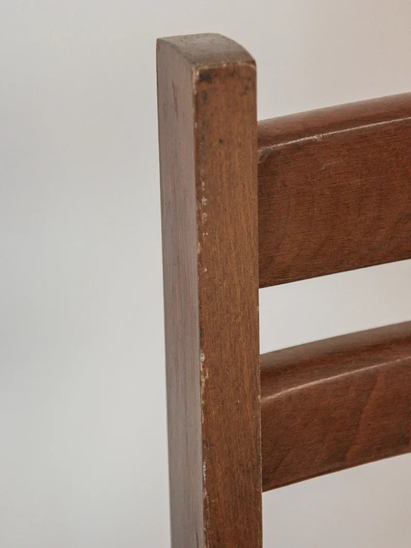 Claude, la paire de chaises en bois N°727