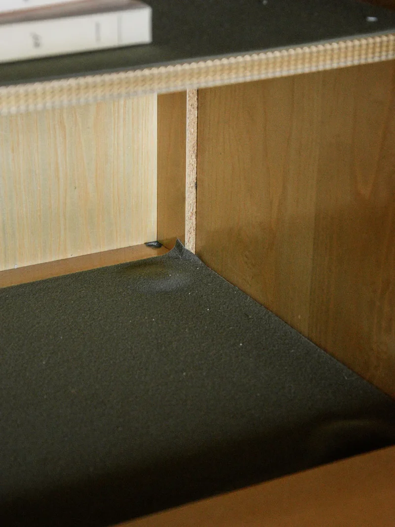 Quentin, le mini-bar en bois N°25