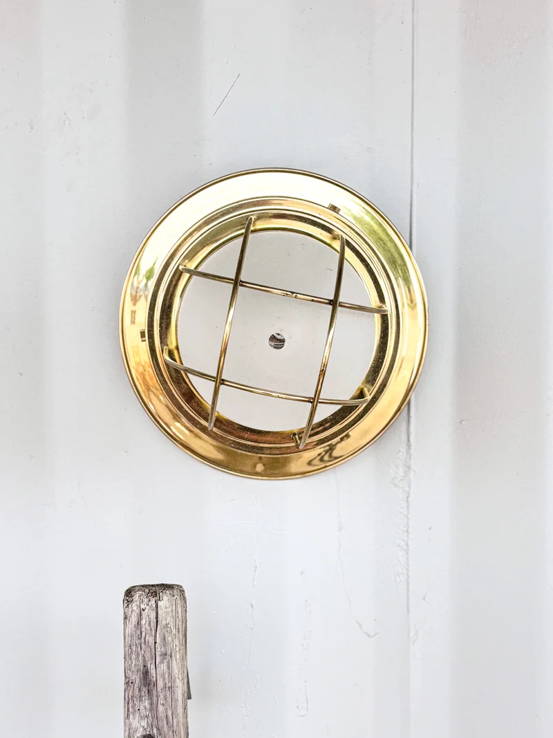 Suzette, l'applique dorée N°93
