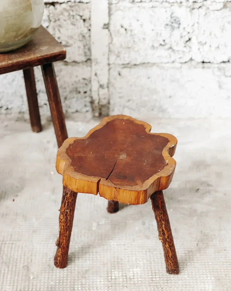 Regis, le tabouret bicolore N°484