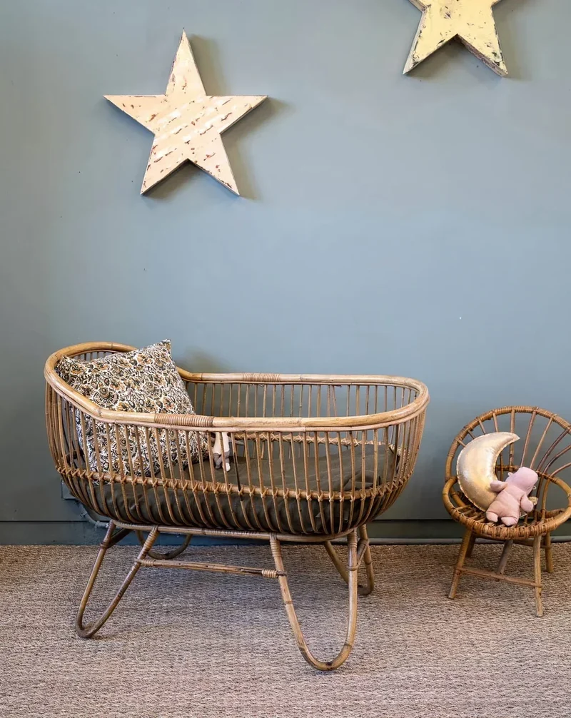 Joseph, le lit bébé en rotin N°4