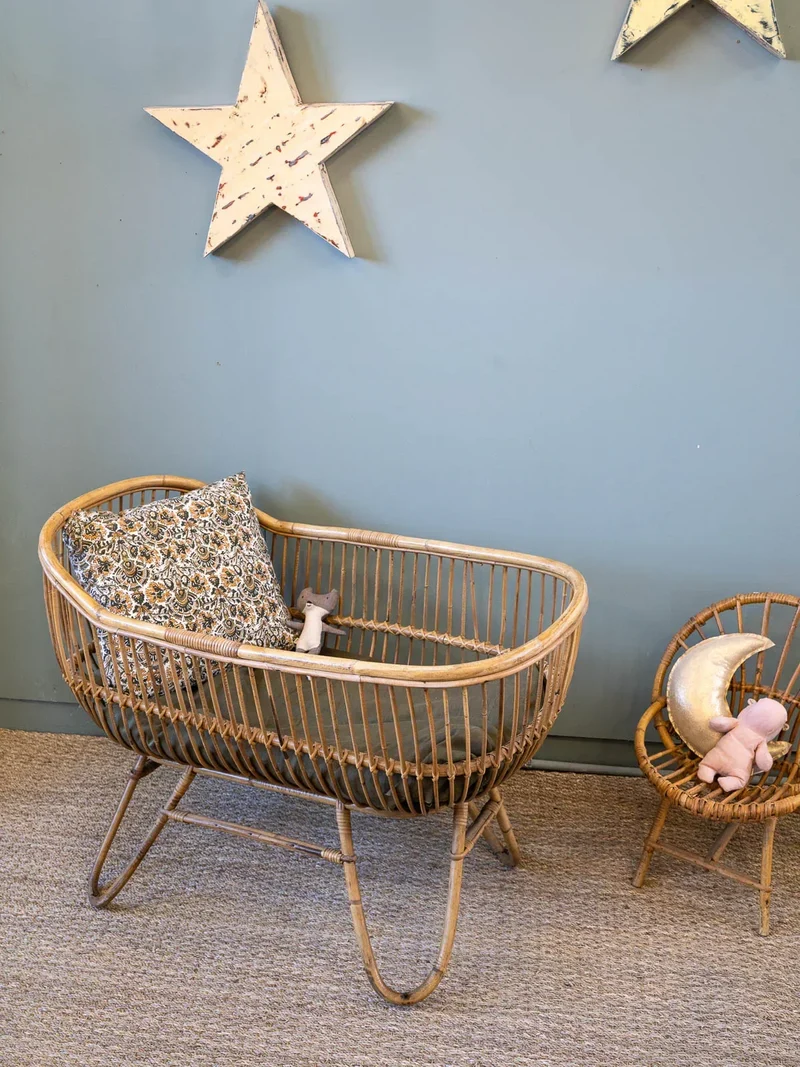 Joseph, le lit bébé en rotin N°4