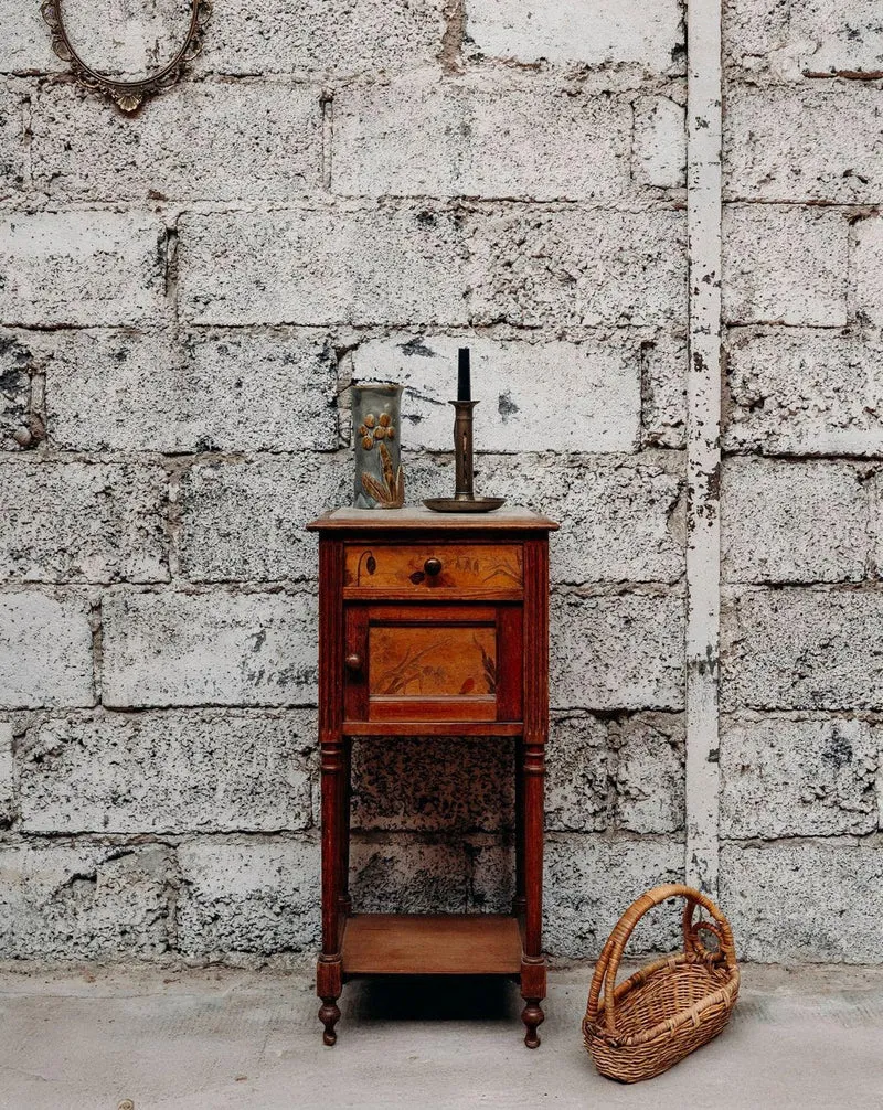 Odile, la table de chevet en marbre N°492