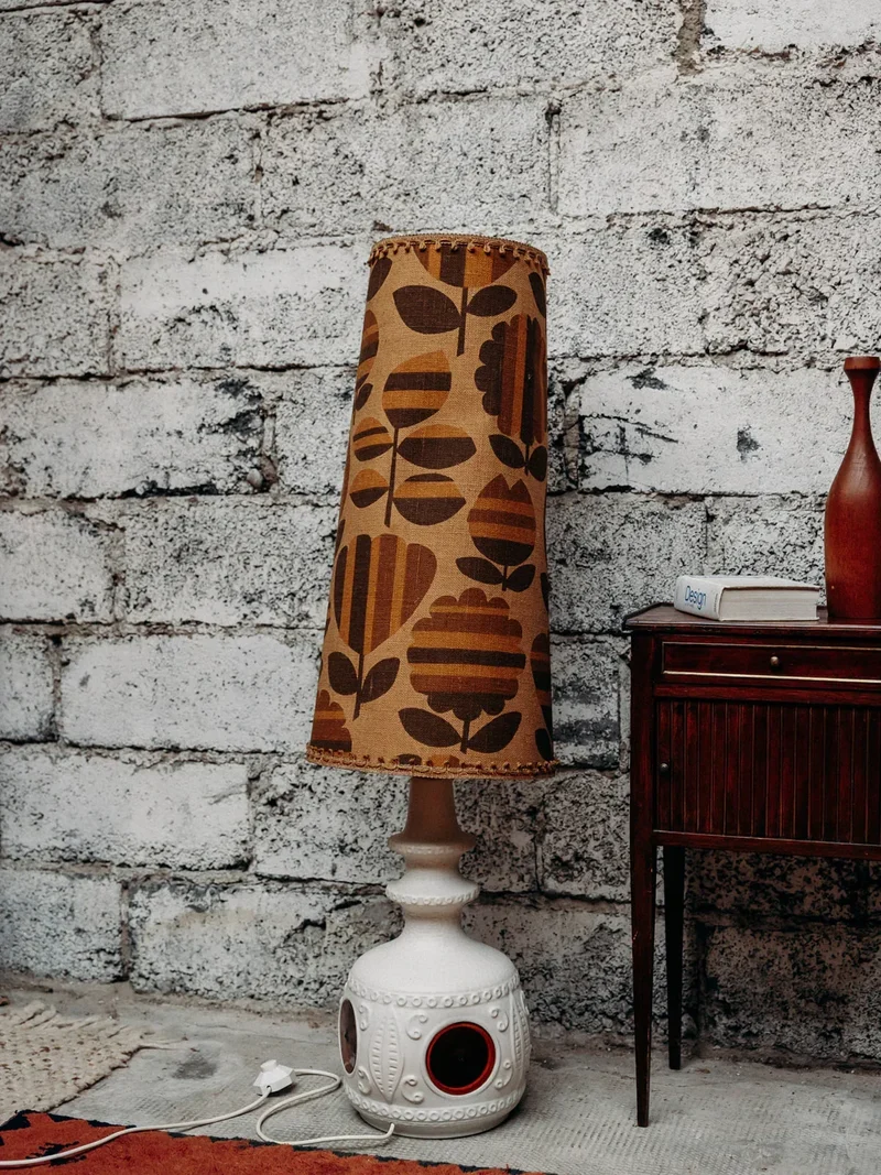 Julia, la lampe à poser en céramique N°381