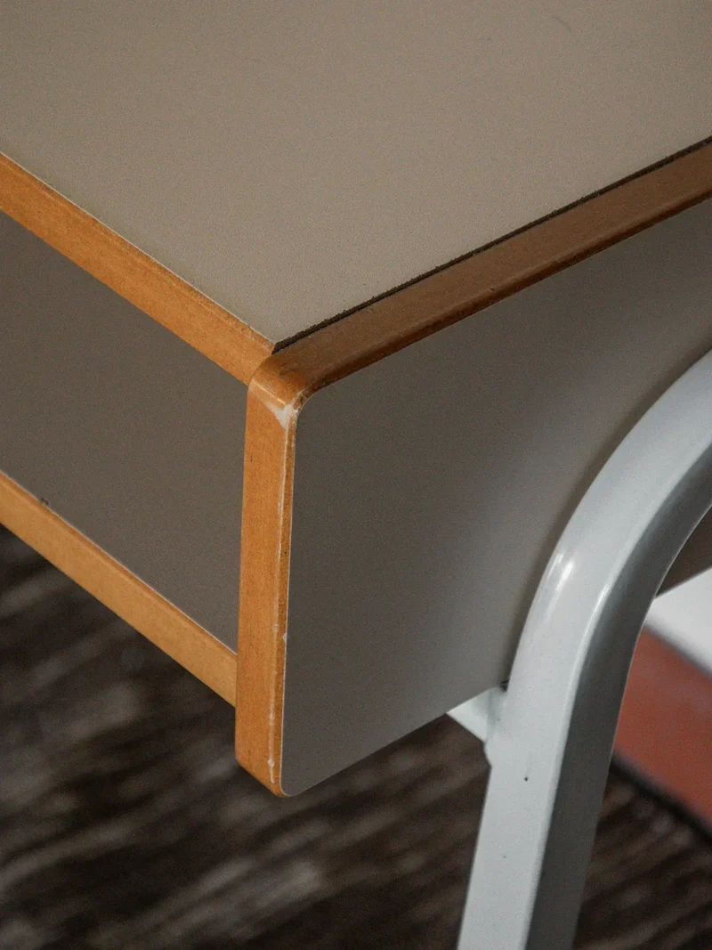 Yvan, le bureau en bois et métal N°140