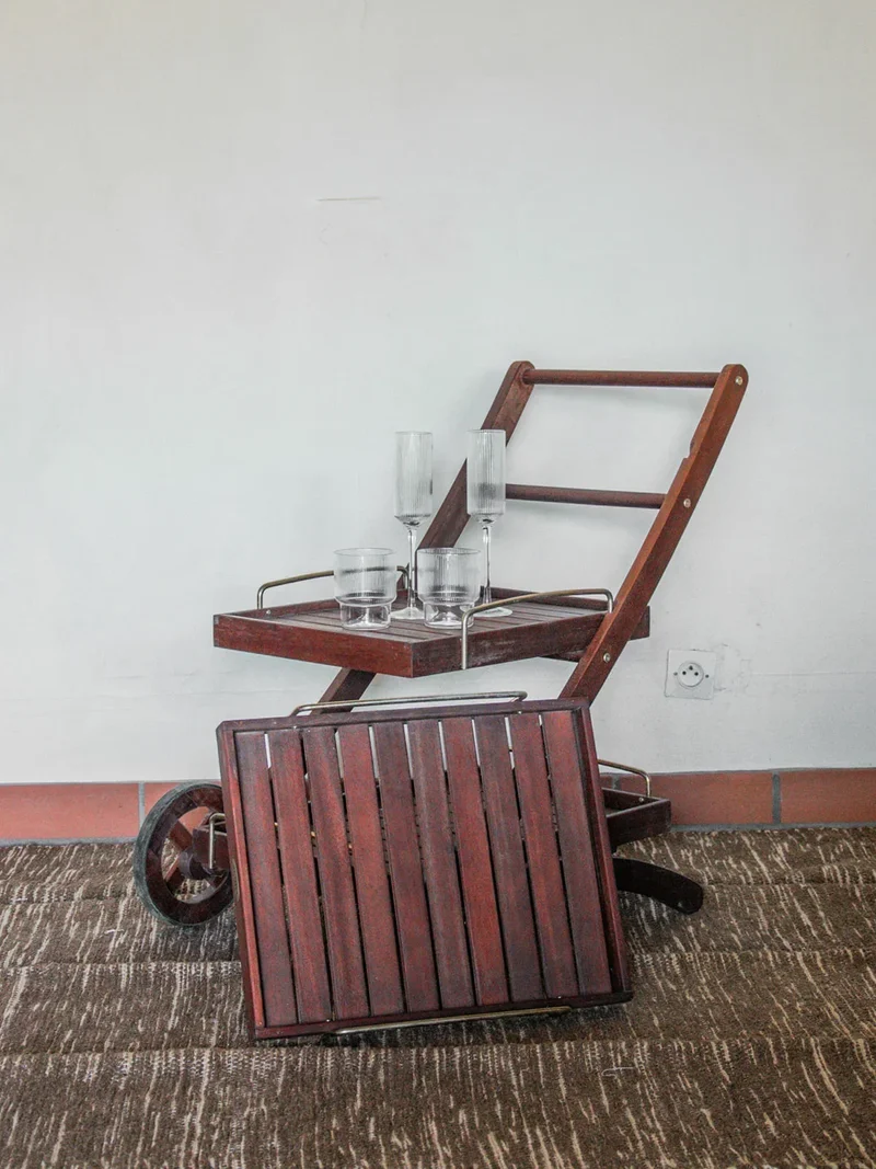 Henriette, la desserte en bois N°145