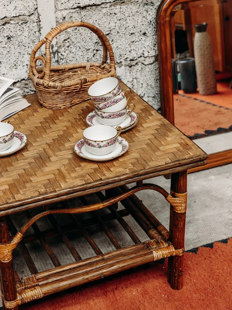 Léonie, la table basse en rotin N°364