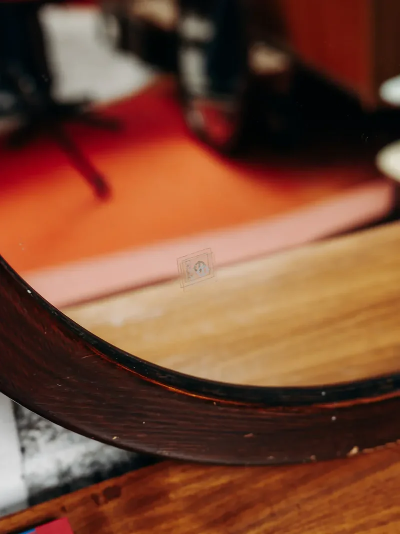 Igor, le miroir rond en bois N°543