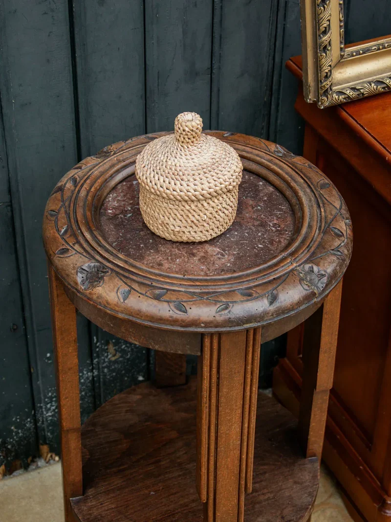 Francine, la table d'appoint en marbre N°442
