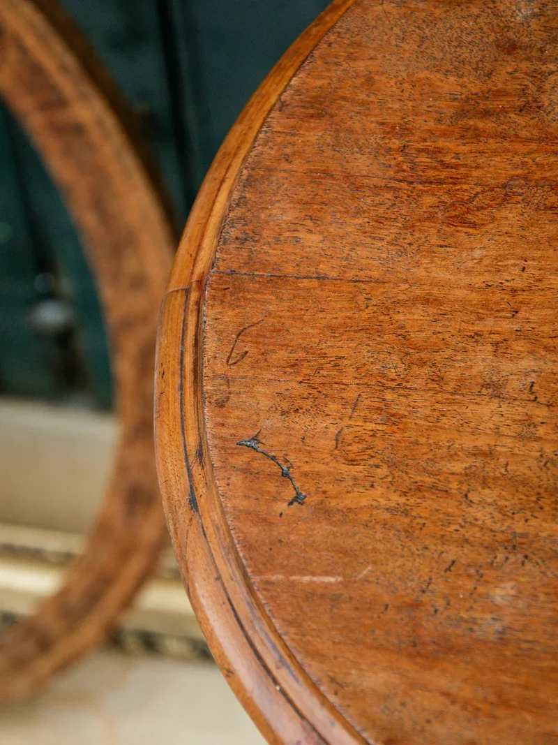 Francine, la table d'appoint violon en bois N°718