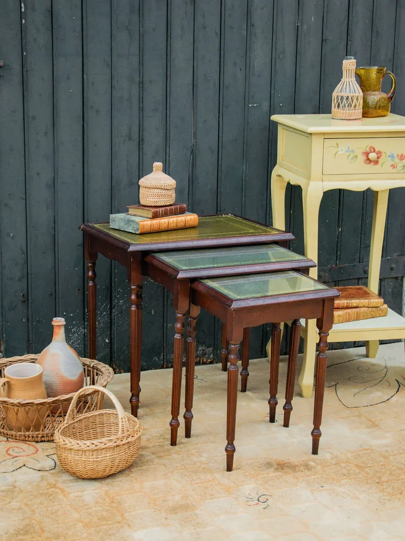 Barbara, le lot de 3 tables gigognes en bois N°81