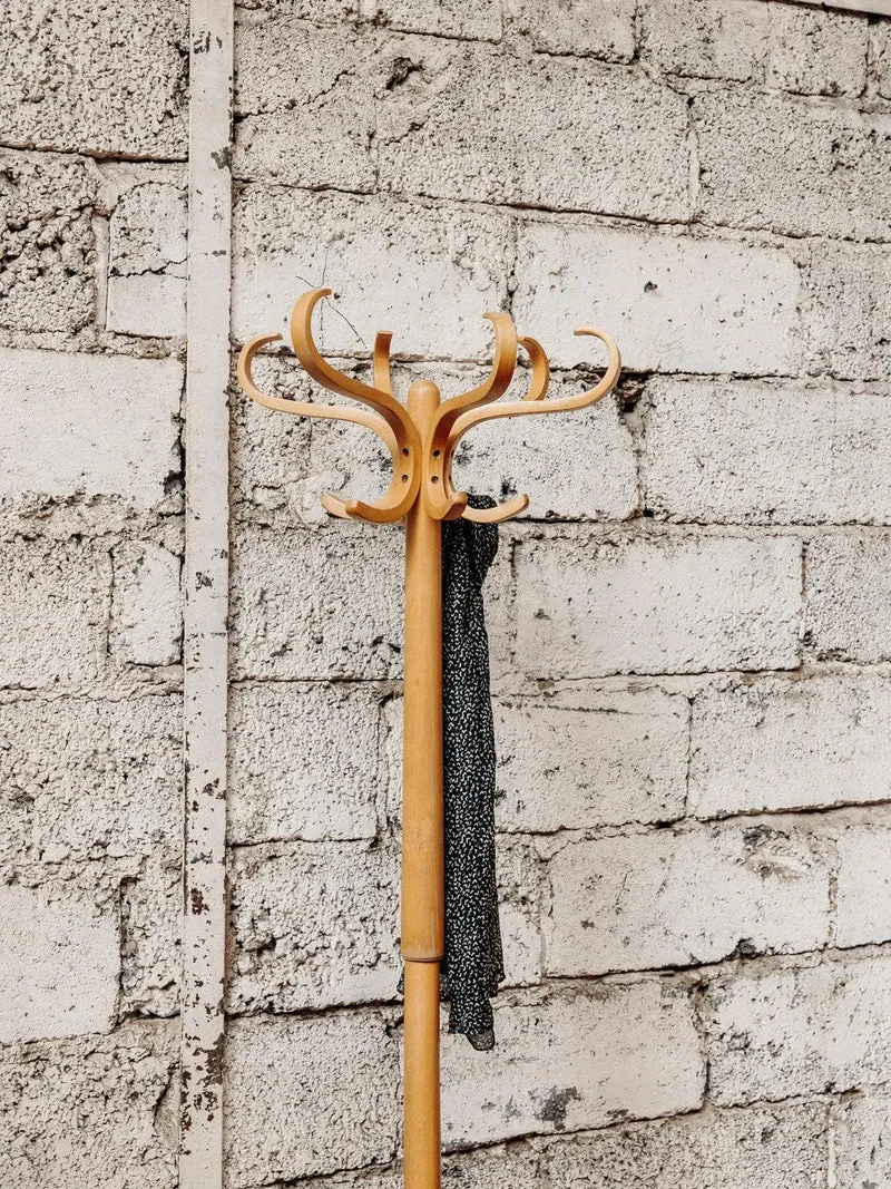 Charlie, le porte-manteau en bois N°118