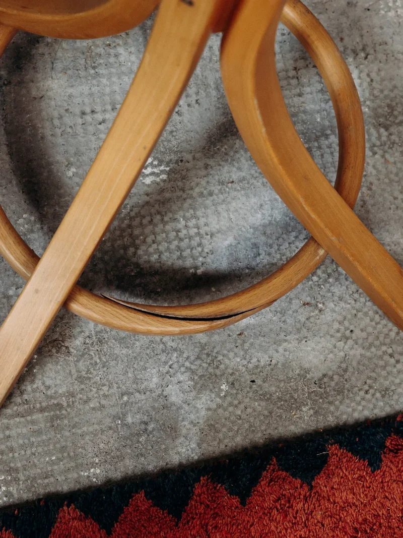 Charlie, le porte-manteau en bois N°118