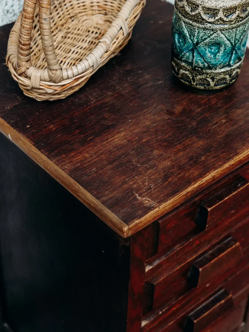 Odile, la table de chevet en bois N°497