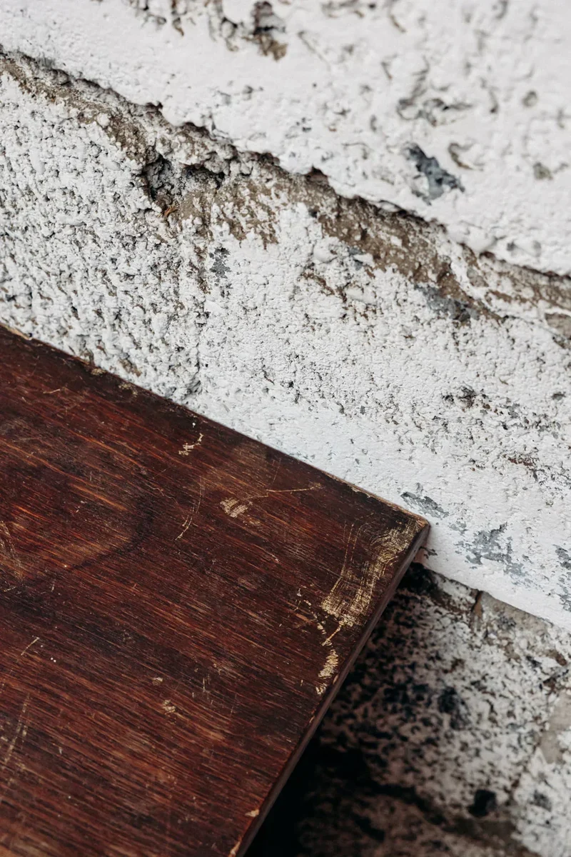 Odile, la table de chevet en bois N°497