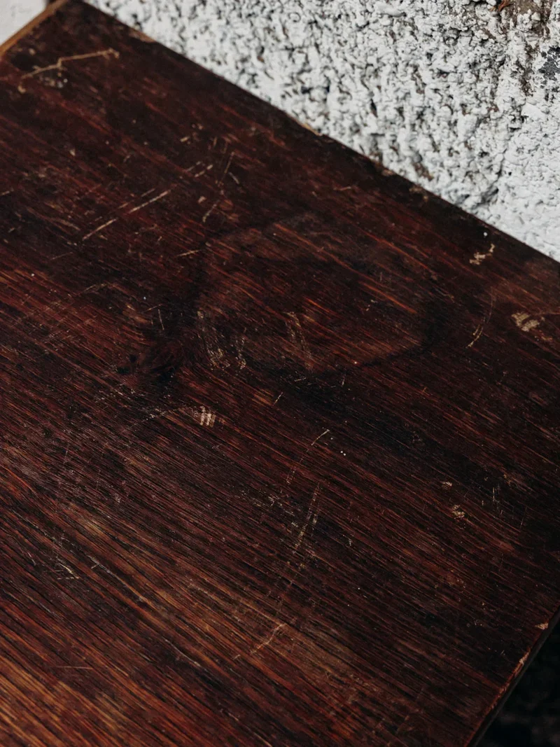 Odile, la table de chevet en bois N°497
