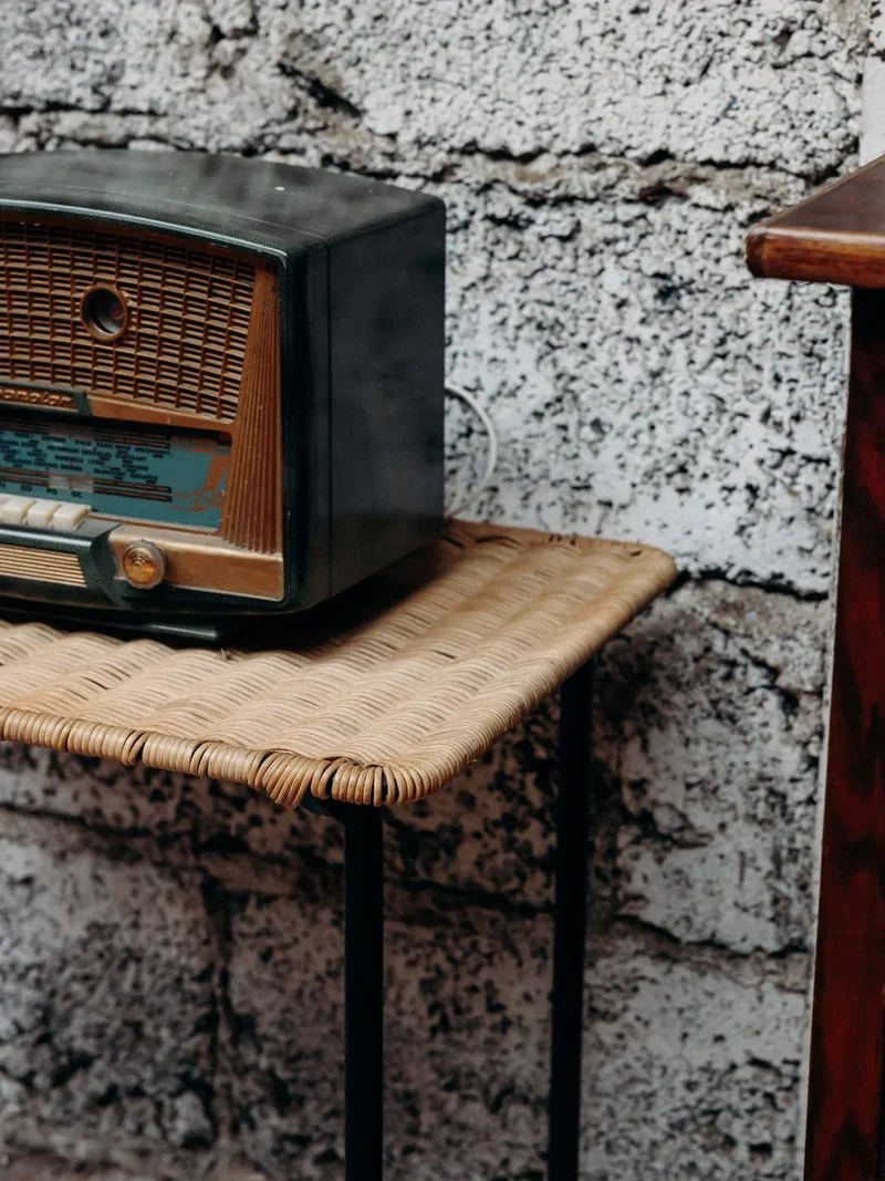 Hanna, la table d'appoint en osier N°572