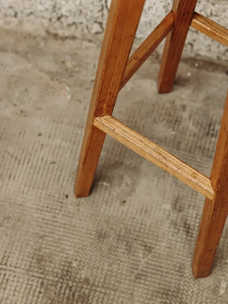 Pierre, le tabouret de bar en frêne N°3