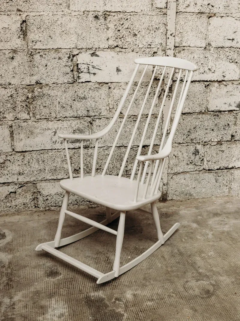 Alibert, le rocking-chair blanc N°37