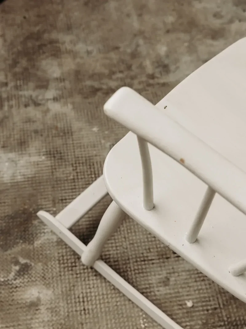Alibert, le rocking-chair blanc N°37