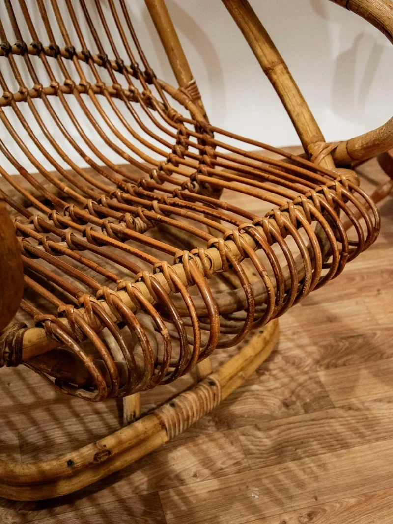 Ernest, le fauteuil en rotin N°195