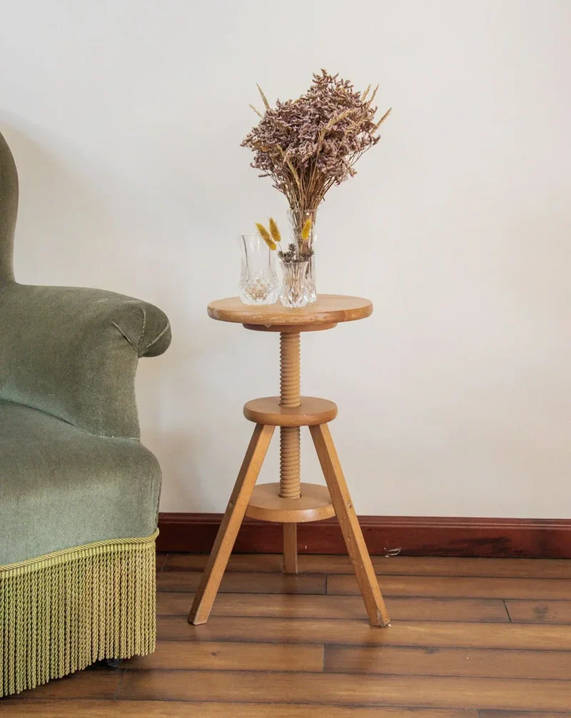 Axel, le tabouret en bois N°484